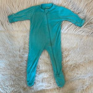 Kyte Baby zippered footie in jade 0-3 mons